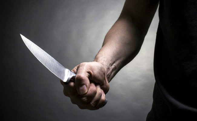 Terrible: acuchilla a su hijastro frente a la mamá; ella defendió al marido