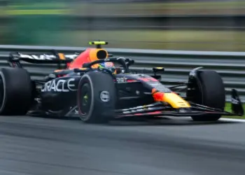 Red Bull anuncia la fecha del lanzamiento del coche de Checo Pérez para 2024