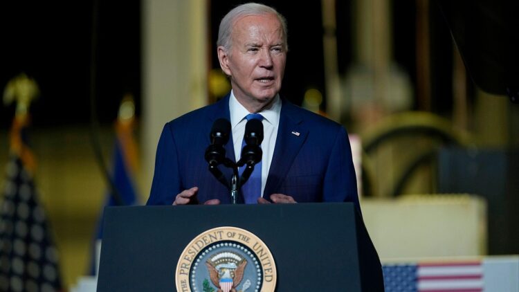 EE.UU. afirma que detuvo el envío de bombas a Israel y Biden advierte en contra de una gran operación militar en Rafah
