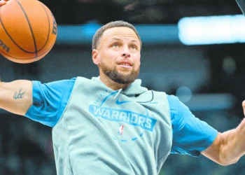 Stephen Curry es agente libre: corta a Under Armour